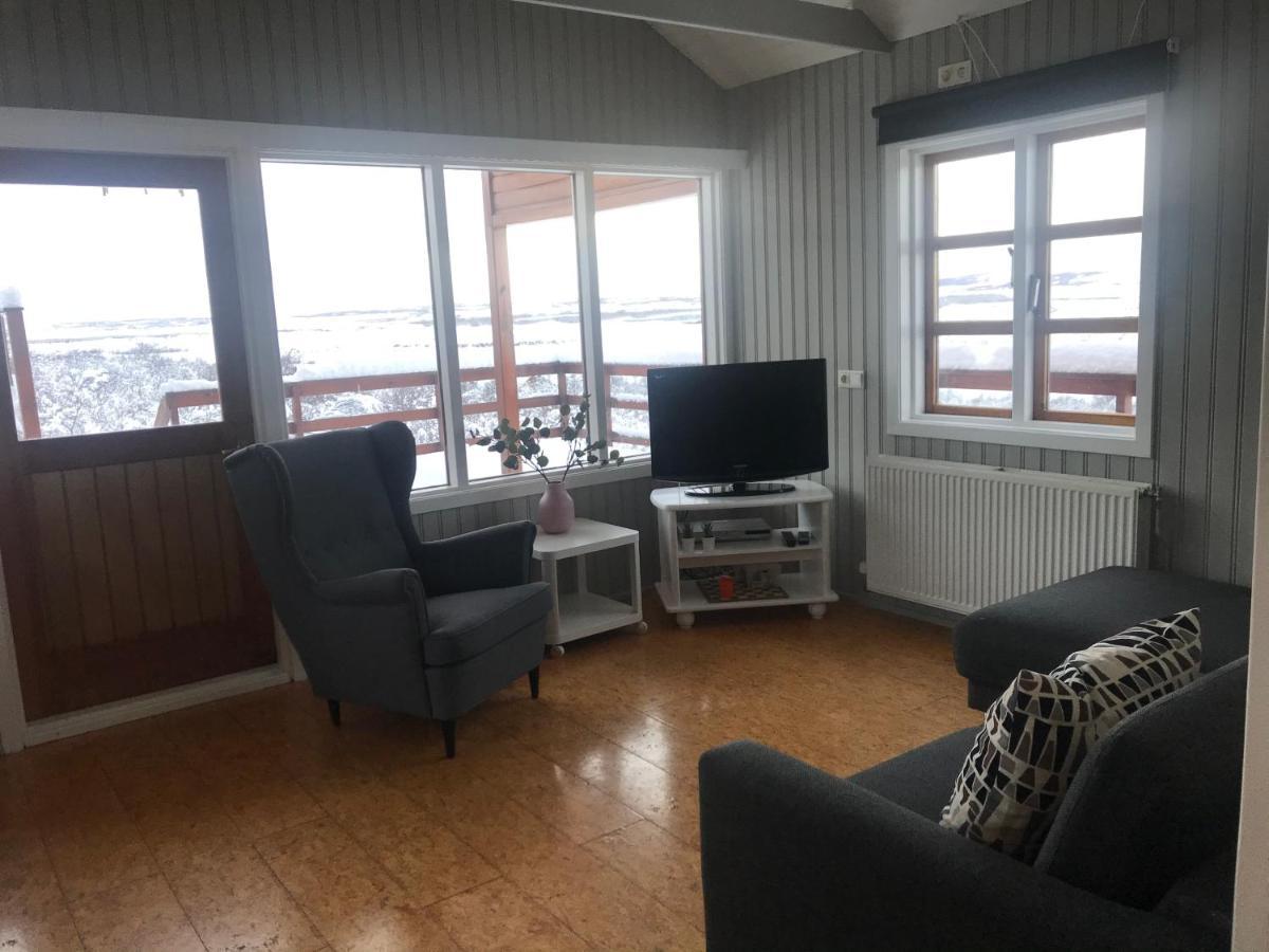 Solbakki Holiday Home Эгильсстадир Экстерьер фото